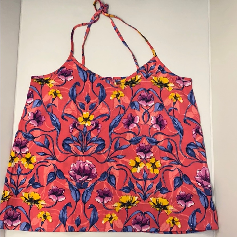 Hollister Flower Printed Tank Top. V- neck Size S